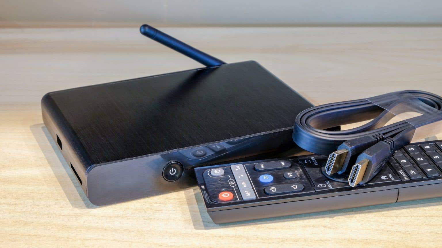 TV por assinatura no país tem o menor número de assinantes em 12 anos  