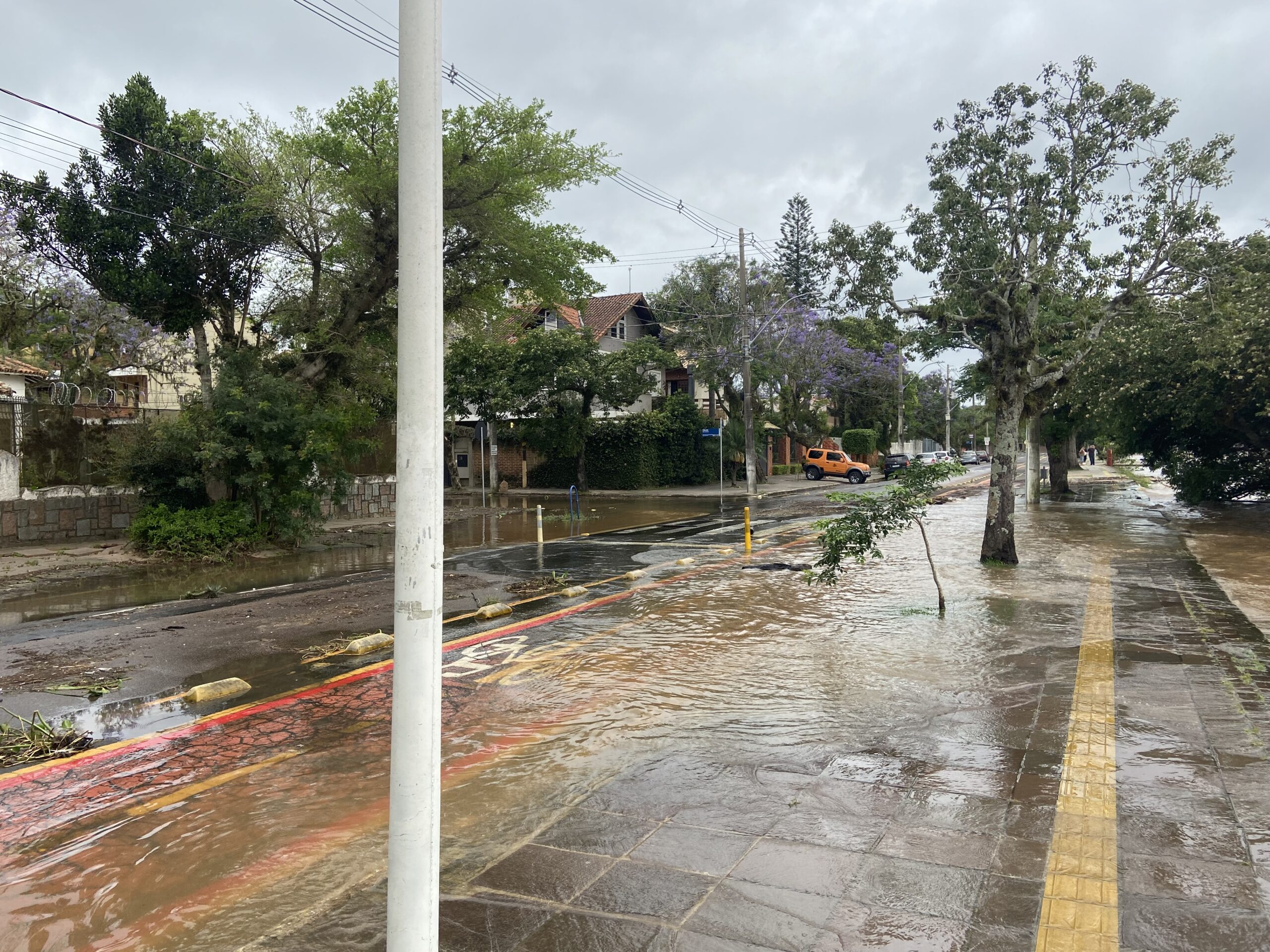 Volume de chuva em setembro de 2023 foi duas vezes maior do que a média dos últimos oito anos em Porto Alegre