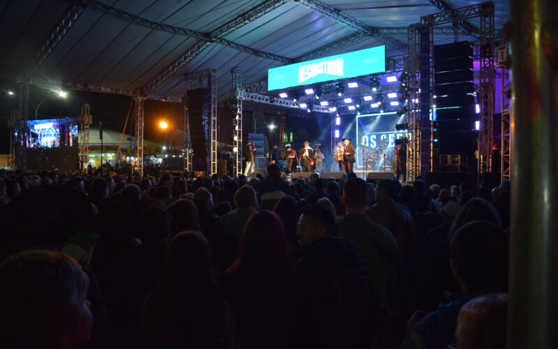 Shows movimentam o parque e aquecem comércio na Expointer