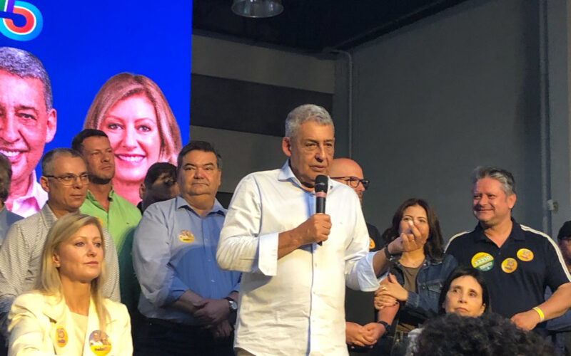 Depois de quase vencer em 1º turno, Sebastião Melo (MDB) busca apoios contra Maria do Rosário (PT)