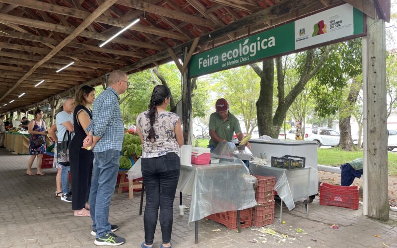 Feira ecológica do Menino Deus amplia horário de funcionamento 