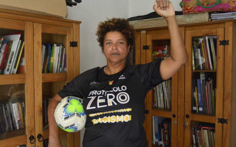“Os jogadores não toleram mais ser chamados de macacos”, diz coordenadora de protejo antirracista ligado à FGF