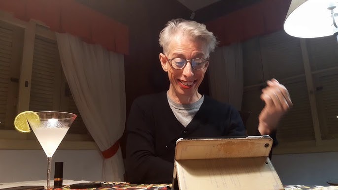 Velha guarda do transformismo gaúcho, Lauro Ramalho resiste e encanta aos 61 anos
