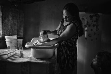 Entre chamas e ancestralidade, o fotojornalismo de Lalo de Almeida