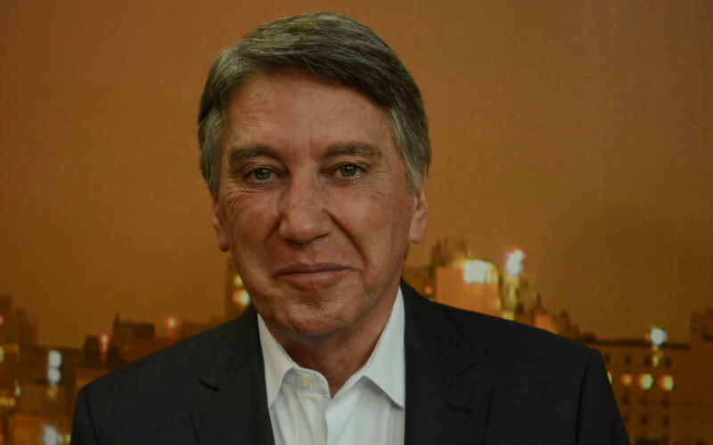 Um homem moderado num Estado turbulento