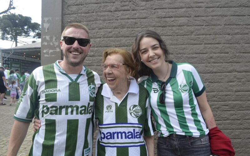 Torcida do Juventude toma conta do Jaconi na final do Gauchão