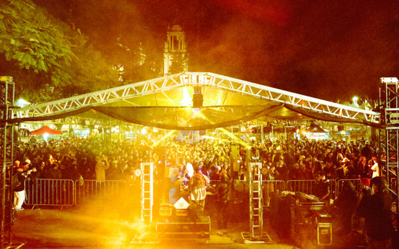 A ocupação que reformula o espaço público de Porto Alegre