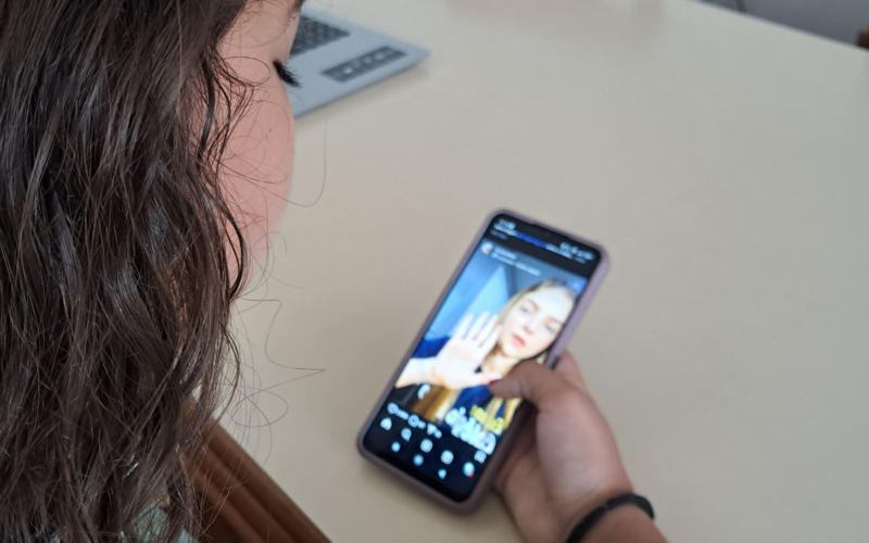 Influenciadores mirins afetam comportamento infantil