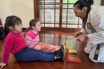 Enquanto o Brasil celebra o ouro mundial, Jacque Ferreira revela sua própria história de superação no taekwondo 