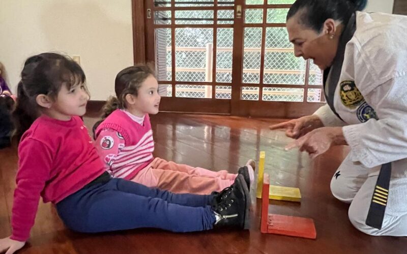 Enquanto o Brasil celebra o ouro mundial, Jacque Ferreira revela sua própria história de superação no taekwondo 