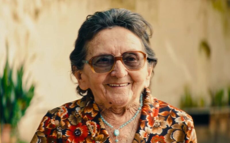 A presença magnética de Sebastiana em “O Agente Secreto”