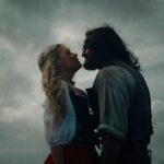 “O Morro dos Ventos Uivantes” modernizado — mas a que custo?