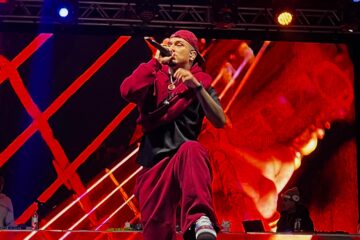 Show de Veigh e Supernova na KTO Arena fica abaixo das expectativas