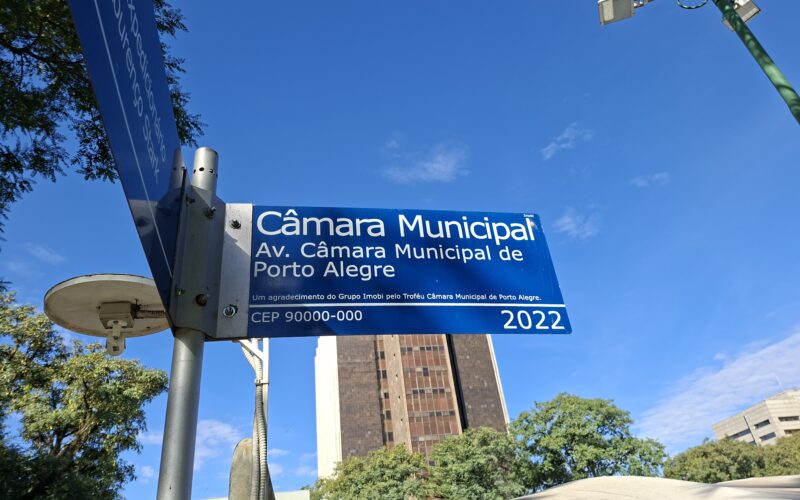 Quem faz e como surgem as leis de Porto Alegre