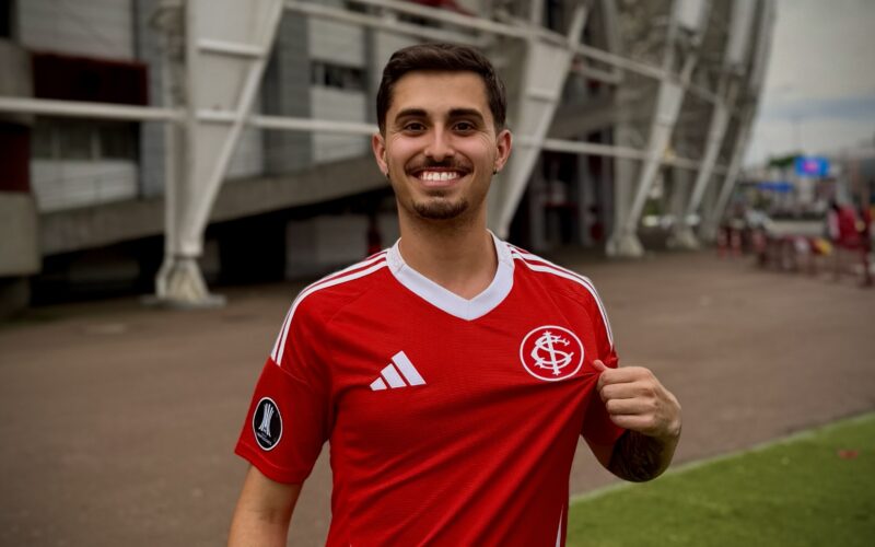 Gustavo Medeiros: da paixão pelo futebol à presença nas redes 