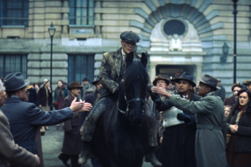 “Peaky Blinders: O Homem Imortal” encerra com dignidade a saga da família Shelby