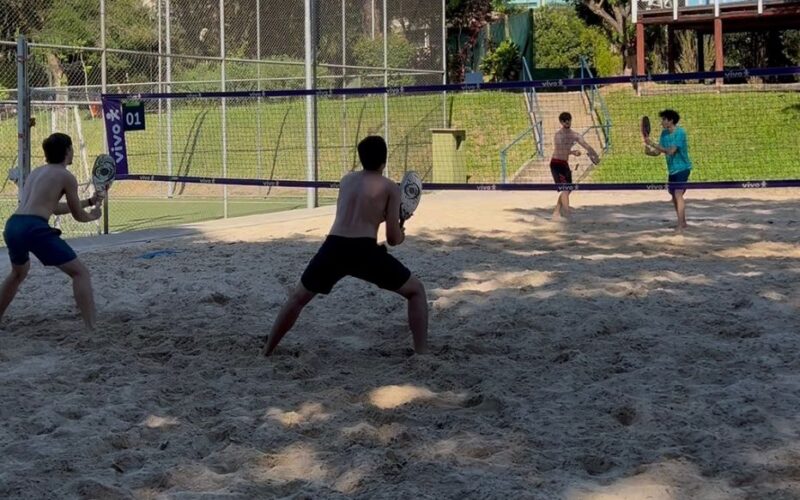 O esporte de areia que virou febre entre jovens brasileiros
