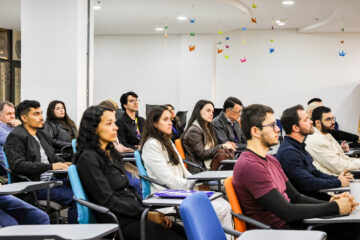Com bolsa de R$ 5 mil, especialização em semicondutores da Unisinos atrai profissionais de outros países para o Estado gaúcho